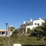 Glenridge By Αλμπουφέιρα