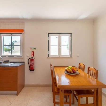Glenridge By 3* Albufeira